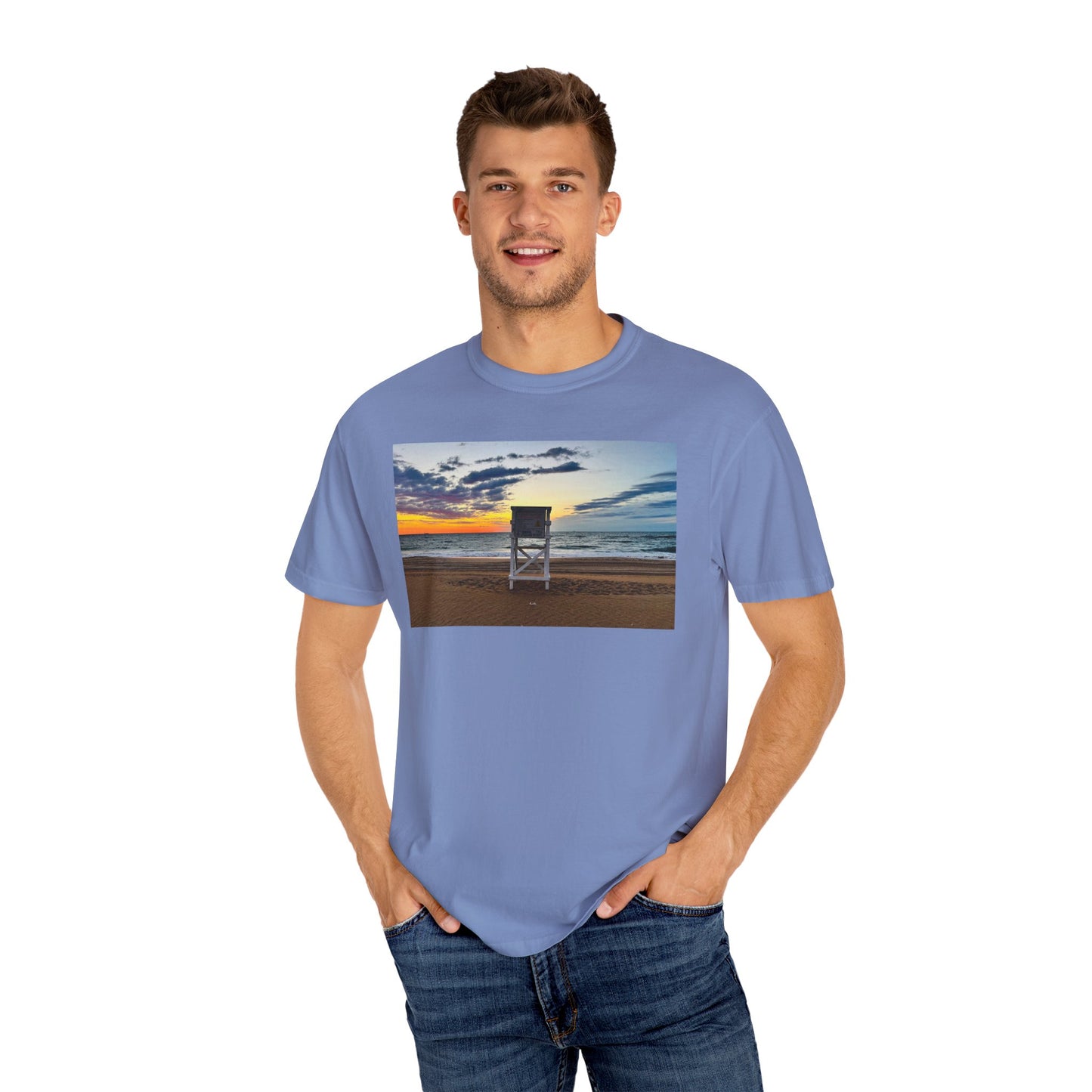 Lifeguard Perch, Sunrise Beach Tshirt, Summer Graphic Tee, Beach Lover Shirt, Ocean Vacation Top, Unisex Surfing Tee, Beach Bum Apparel