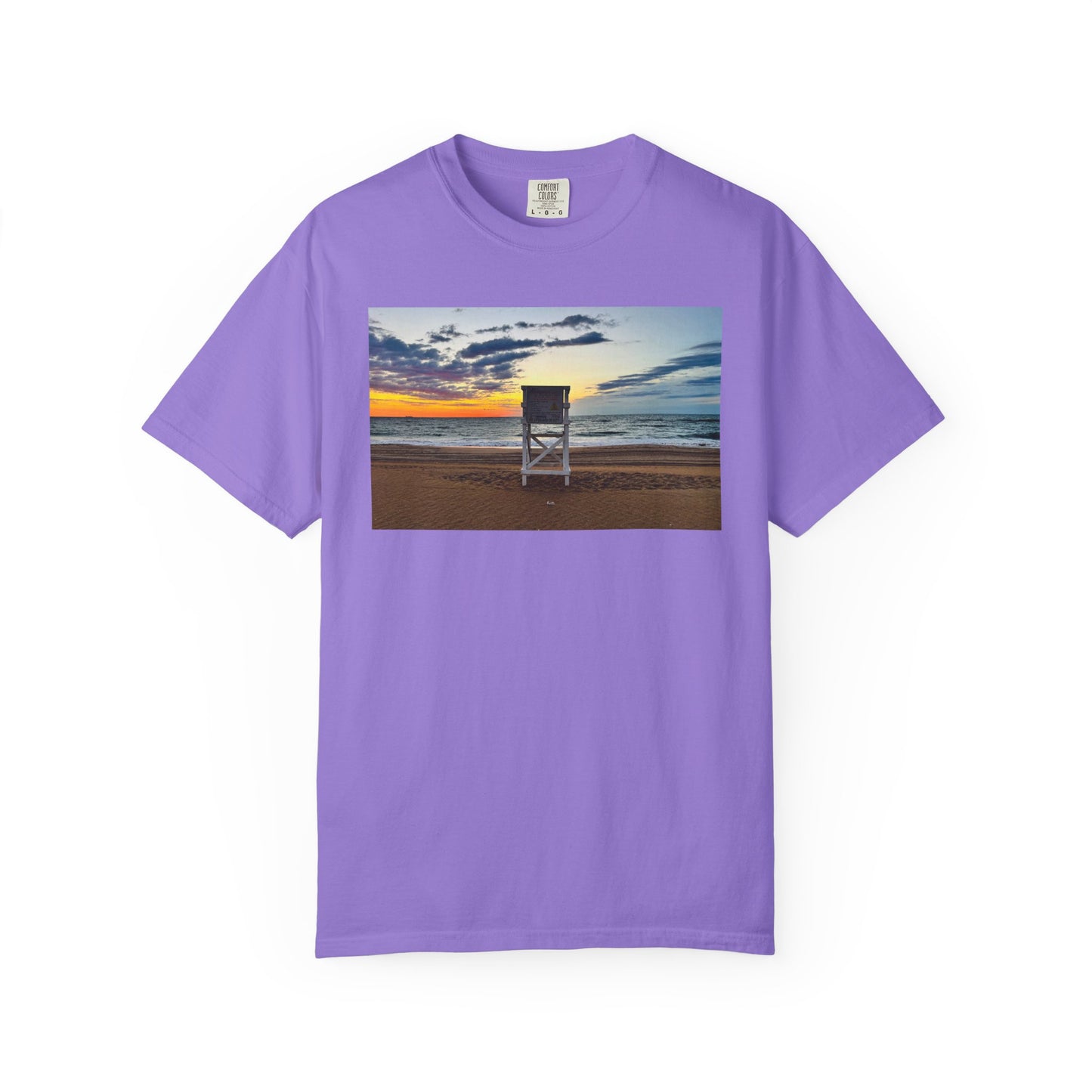 Lifeguard Perch, Sunrise Beach Tshirt, Summer Graphic Tee, Beach Lover Shirt, Ocean Vacation Top, Unisex Surfing Tee, Beach Bum Apparel
