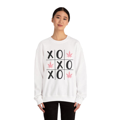 XOXO Valentines Day Sweatshirt, Love Heart Graphic Jumper, Romantic Couples Gift Pullover, Cozy Winter Top, Unisex Valentine's Day