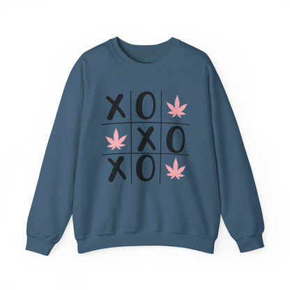XOXO Valentines Day Sweatshirt, Love Heart Graphic Jumper, Romantic Couples Gift Pullover, Cozy Winter Top, Unisex Valentine's Day