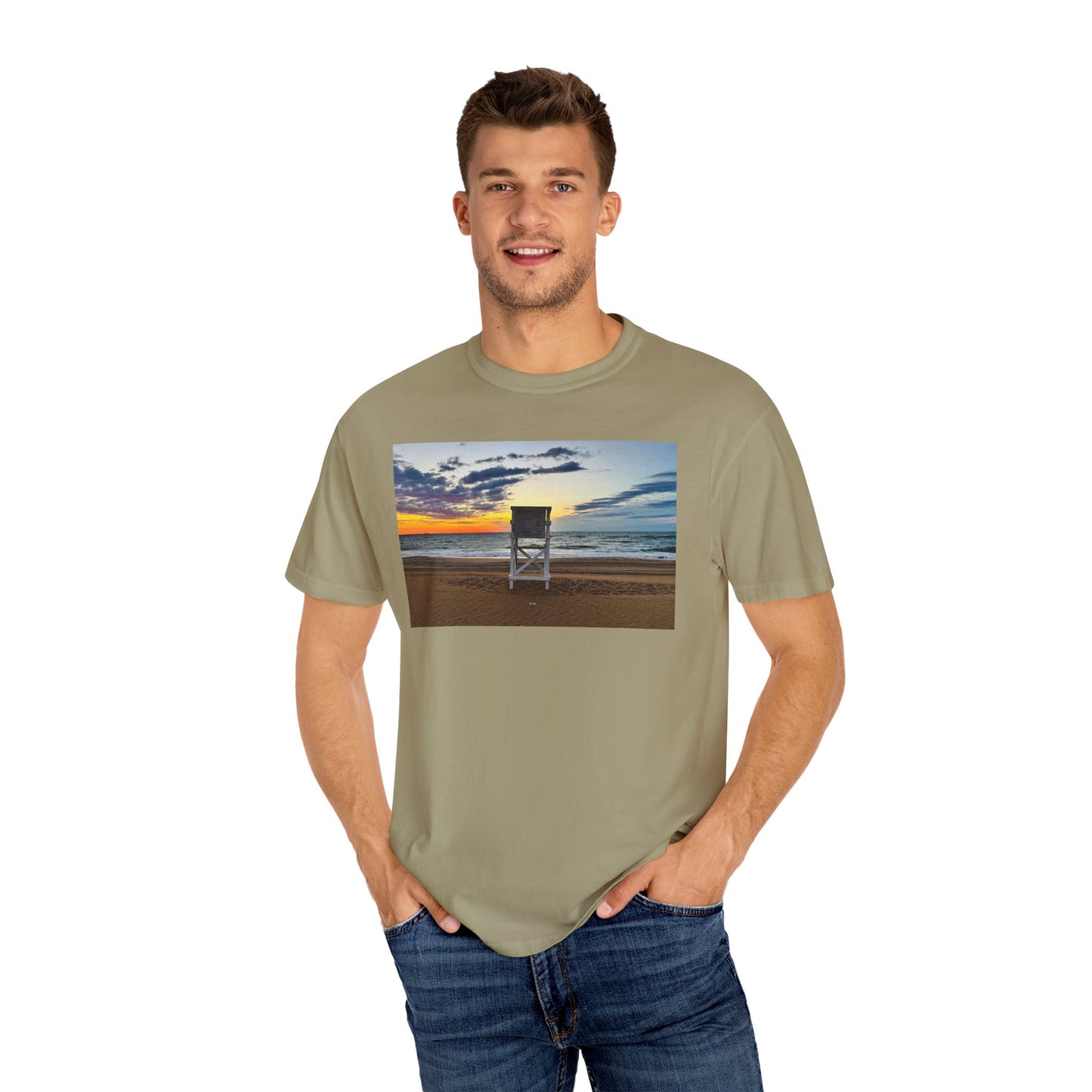 Lifeguard Perch, Sunrise Beach Tshirt, Summer Graphic Tee, Beach Lover Shirt, Ocean Vacation Top, Unisex Surfing Tee, Beach Bum Apparel