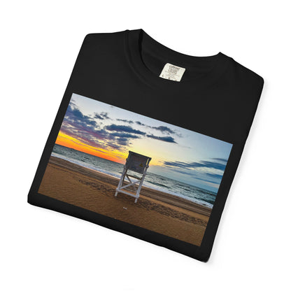 Lifeguard Perch, Sunrise Beach Tshirt, Summer Graphic Tee, Beach Lover Shirt, Ocean Vacation Top, Unisex Surfing Tee, Beach Bum Apparel