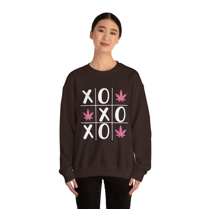 XOXO Valentines Day Sweatshirt, Love Heart Graphic Jumper, Romantic Couples Gift Pullover, Cozy Winter Top, Unisex Valentine's Day