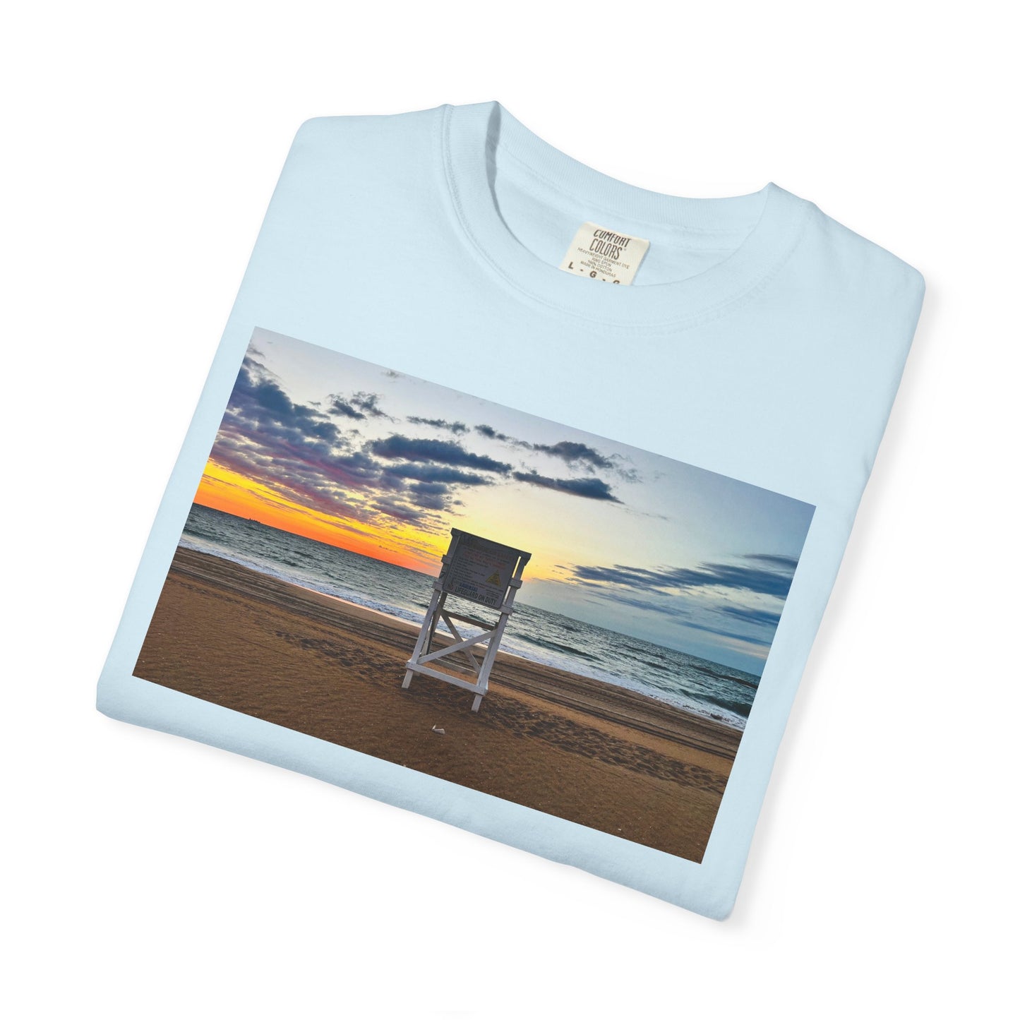 Lifeguard Perch, Sunrise Beach Tshirt, Summer Graphic Tee, Beach Lover Shirt, Ocean Vacation Top, Unisex Surfing Tee, Beach Bum Apparel