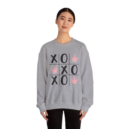XOXO Valentines Day Sweatshirt, Love Heart Graphic Jumper, Romantic Couples Gift Pullover, Cozy Winter Top, Unisex Valentine's Day