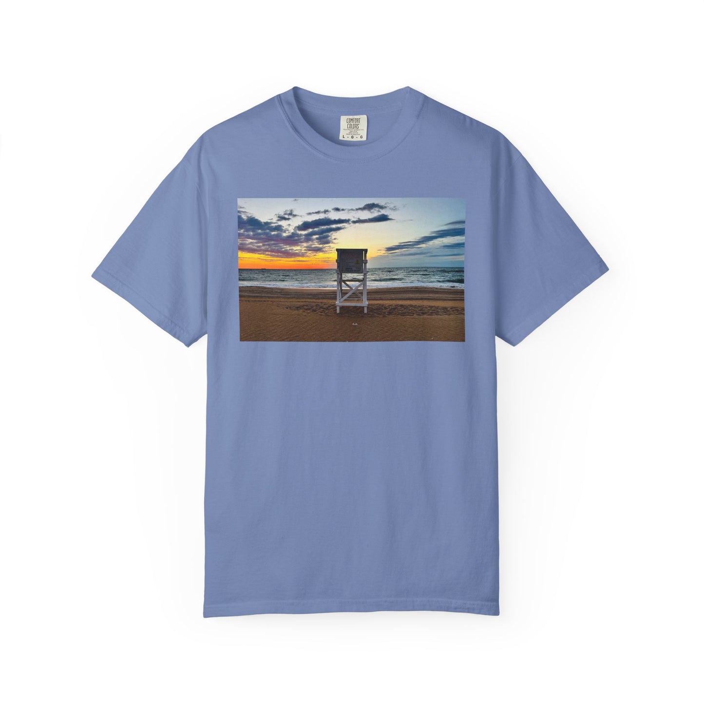 Lifeguard Perch, Sunrise Beach Tshirt, Summer Graphic Tee, Beach Lover Shirt, Ocean Vacation Top, Unisex Surfing Tee, Beach Bum Apparel